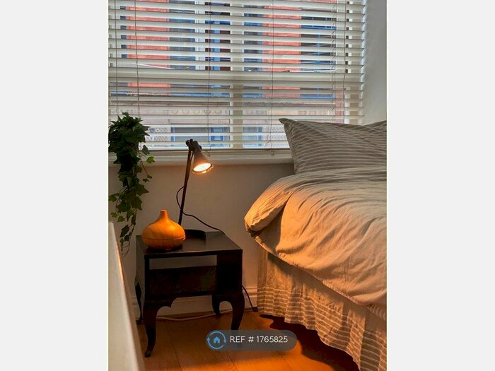 1 Bedroom Flat To Rent In Whitworth House, Manchester, M1