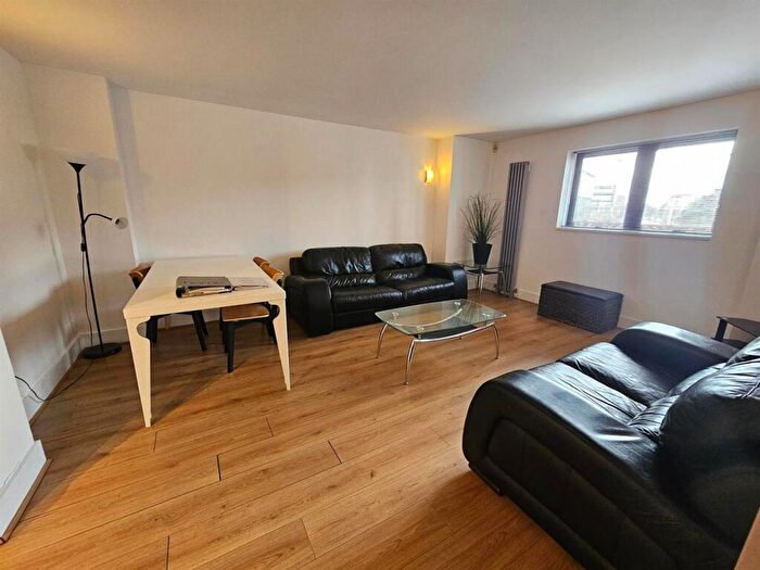 2 Bedroom Apartment To Rent In The Ropeworks, Little Peter Street, Manchester, M15