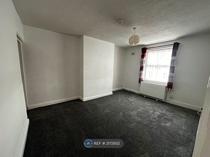 1 Bedroom Flat To Rent In Heslington Lane, York, YO10