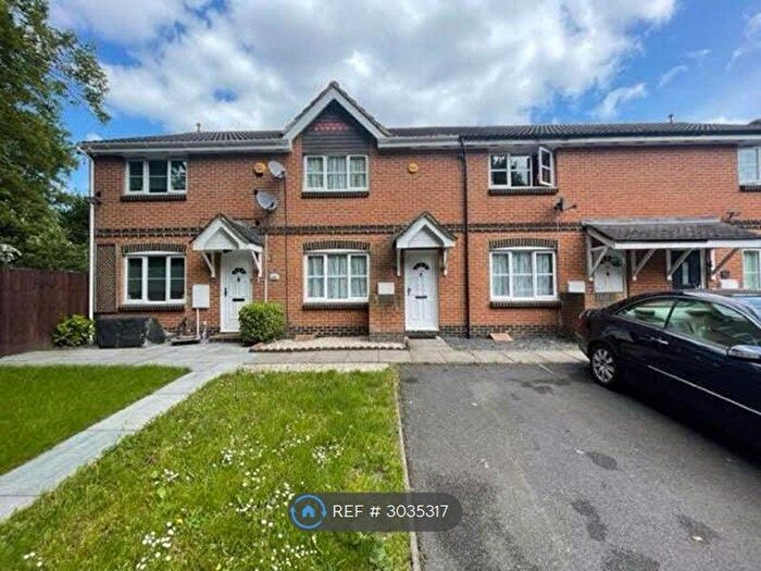 3 Bedroom Terraced House To Rent In Stranraer Gardens, Slough, SL1