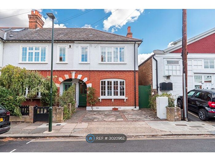 4 Bedroom Semi-Detached House To Rent In Grena Road, Richmond, TW9