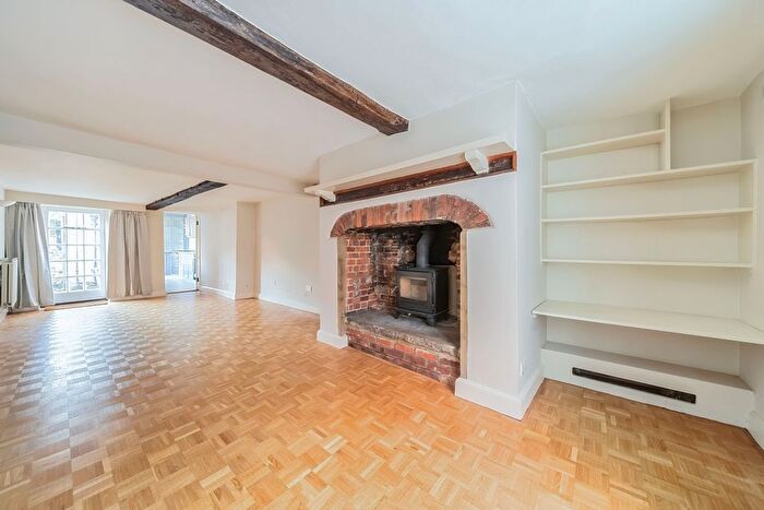 5 Bedroom Terraced House To Rent In Canon Street, Winchester, SO23