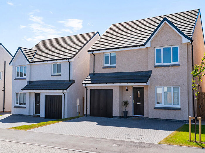 4 Bedroom Detached House For Sale In Kingsway East, Dundee, Angus, DD4