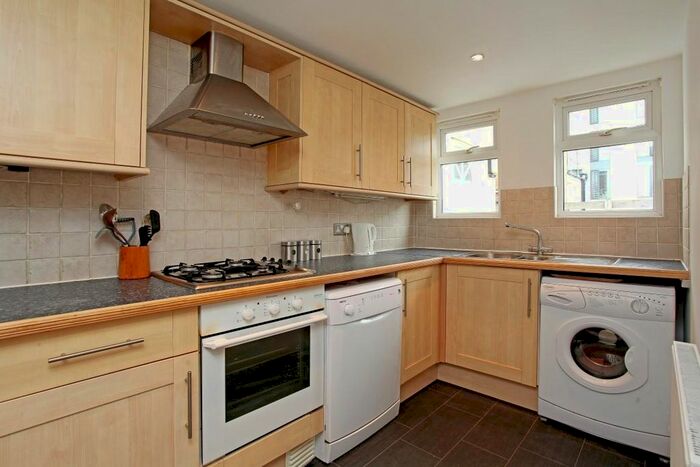 2 Bedroom Property To Rent In Marshalls Row, Brighton, BN1