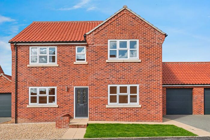4 Bedroom Detached House For Sale In Ann Grand Close, Cawston, Norwich, NR10