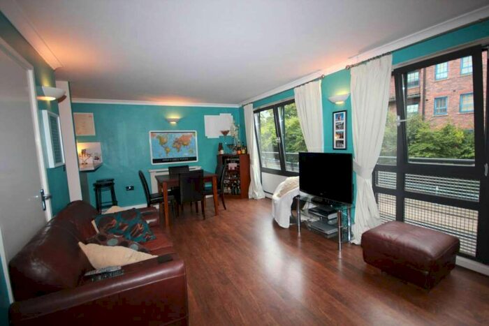 2 Bedroom Flat To Rent In Corn Mill Lane, Stalybridge, SK15