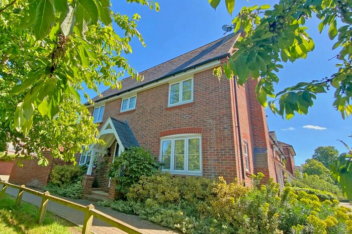 3 Bedroom Semi-Detached House To Rent In Bellamy Way, Crowmarsh Gifford, Wallingford, OX10