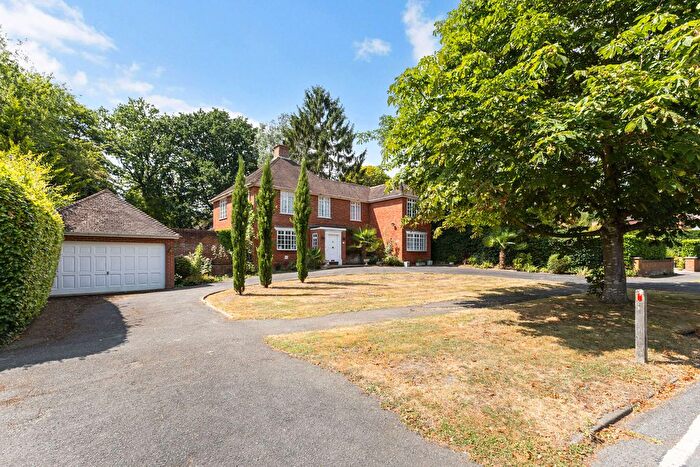 4 Bedroom Detached House For Sale In Wolsey Road, Northwood, HA6