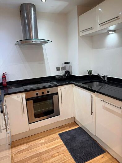 1 Bedroom Flat To Rent In Ilford Hill, Ilford, IG1