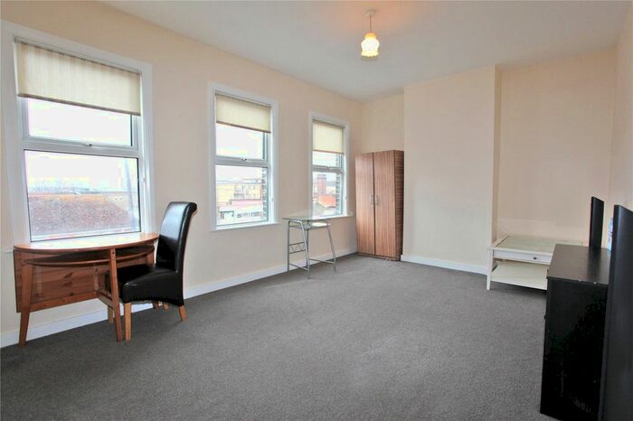 1 Bedroom Flat To Rent In The Avenue, London, E4