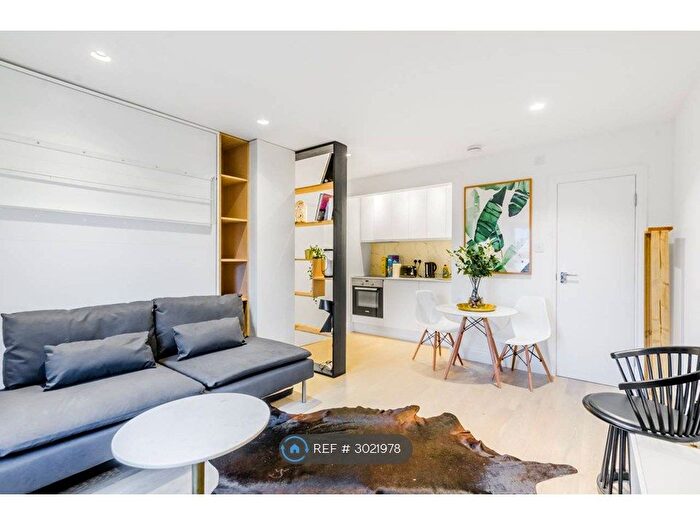 Studio To Rent In Talgarth Road, London, W14