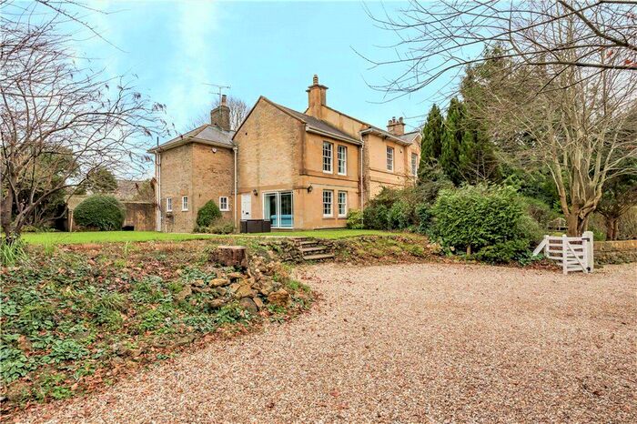 3 Bedroom Semi-Detached House For Sale In Goulds Brook Terrace, Crewkerne, TA18