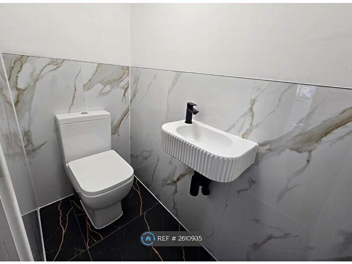 4 Bedroom Detached House To Rent In Beckford Road, Croydon, CR0