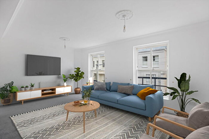 2 Bedroom Town House For Sale In Grosvenor Place South, Cheltenham, GL52