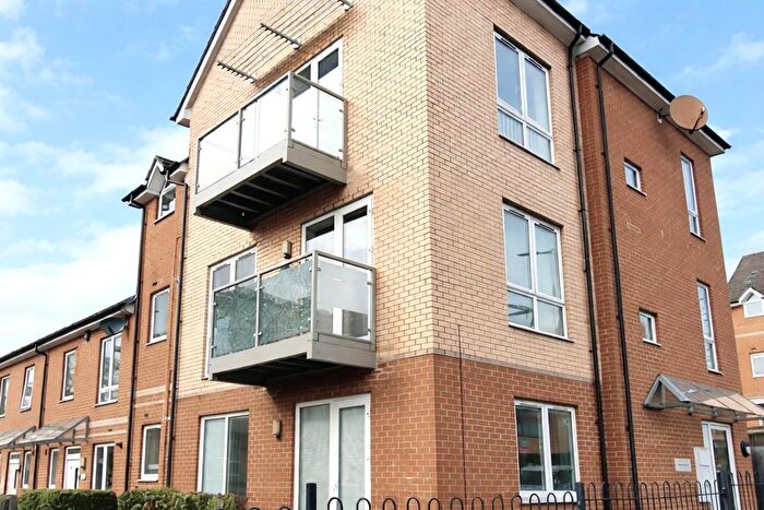 2 Bedroom Flat For Sale In Bergman Court, Studio Way, Borehamwood, WD6