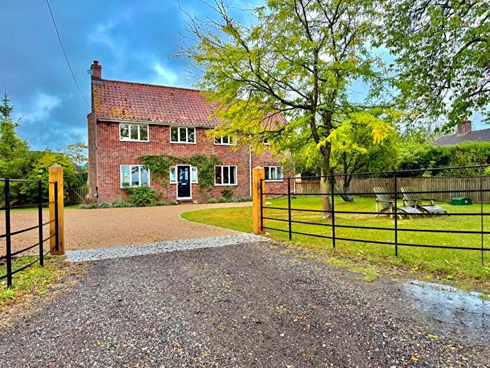 4 Bedroom Detached House For Sale In Badingham Road, Laxfield, Woodbridge, IP13