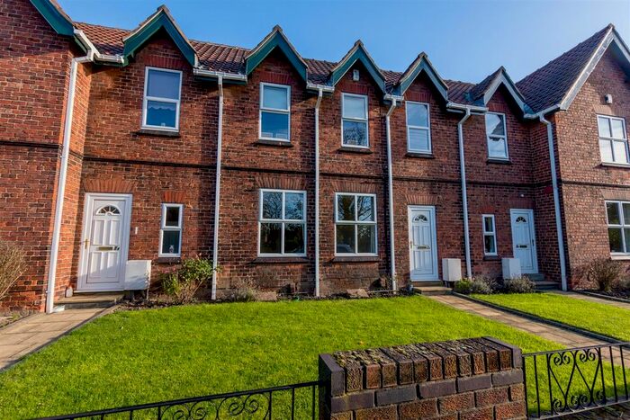 1 Bedroom Detached House To Rent In Village Street, Rawcliffe, York YO30