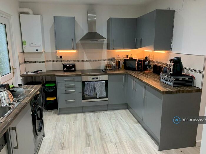 4 Bedroom Terraced House To Rent In George Mann Terrace, Rutherglen, Glasgow, G73