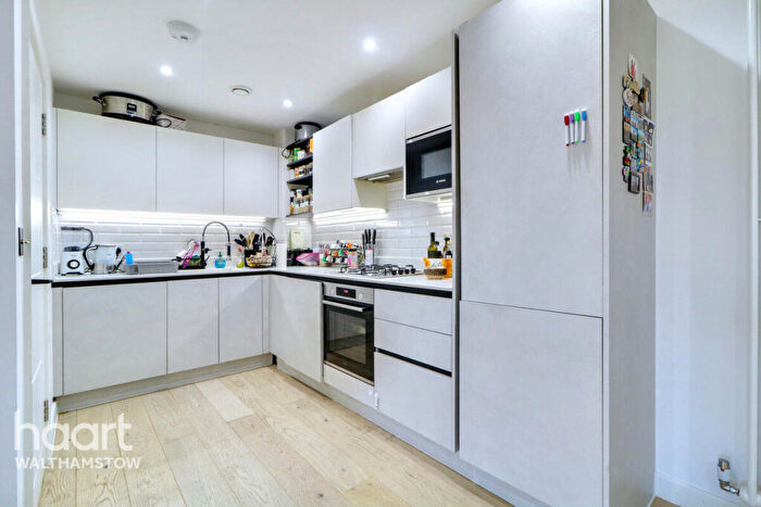 2 Bedroom Terraced House For Sale In Manby Walk, Walthamstow, E17
