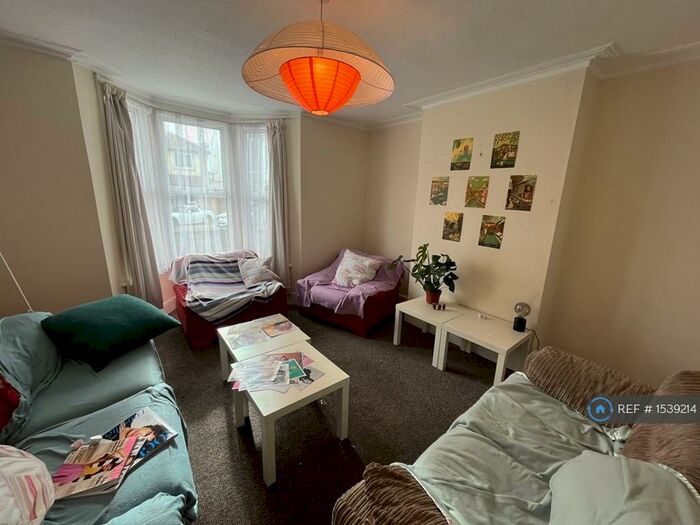 4 Bedroom Terraced House To Rent In Queens Road, Ashley Down, Bristol, BS7