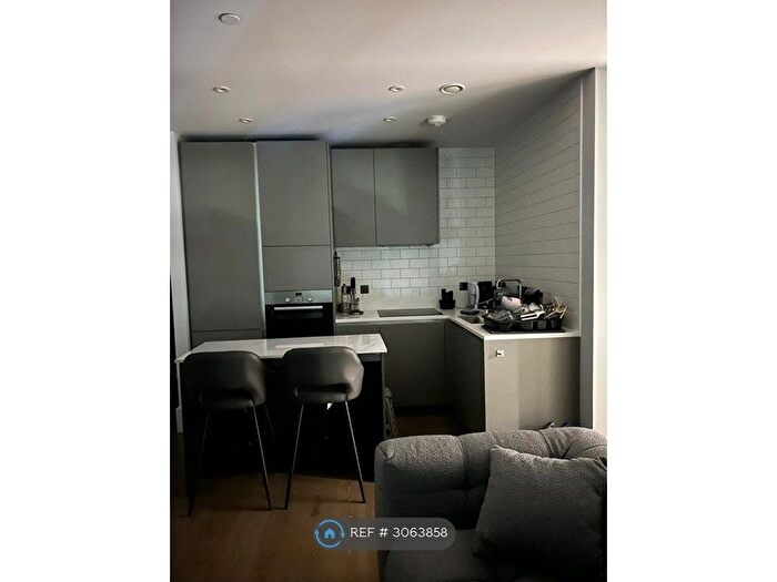 1 Bedroom Flat To Rent In High Street, Croydon, CR0