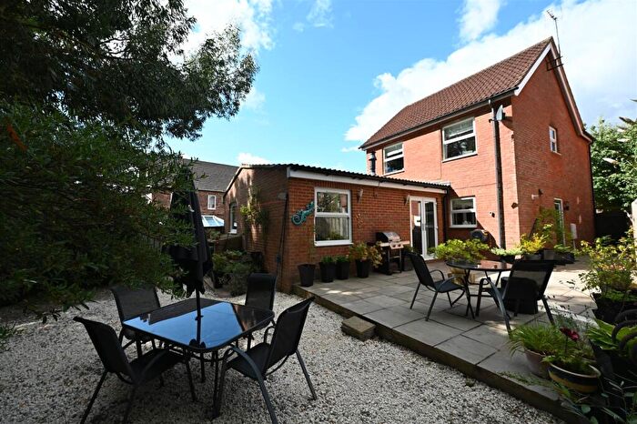 4 Bedroom Detached House For Sale In Nightingale Close, Brompton On Swale, Richmond, DL10
