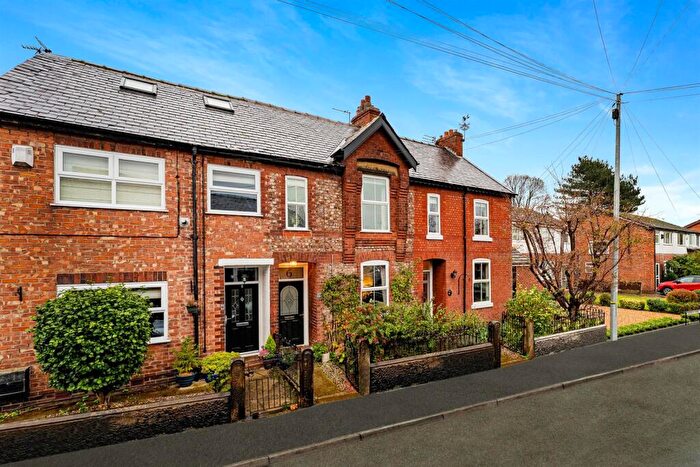 3 Bedroom Terraced House For Sale In Church Lane, Sale, M33