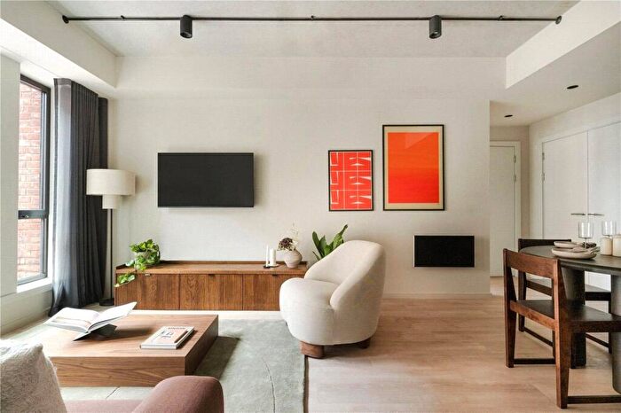 2 Bedroom Apartment For Sale In Setl, Ludgate Hill, Birmingham, West Midlands, B3