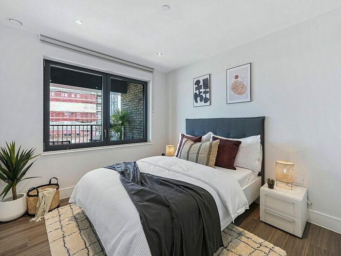 2 Bedroom Flat To Rent In Uncle Southall, Merrick Road, Southall, Middlesex, UB2