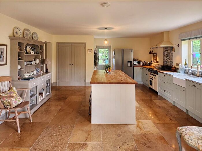 5 Bedroom Detached House For Sale In Low Road, Pentney, PE32