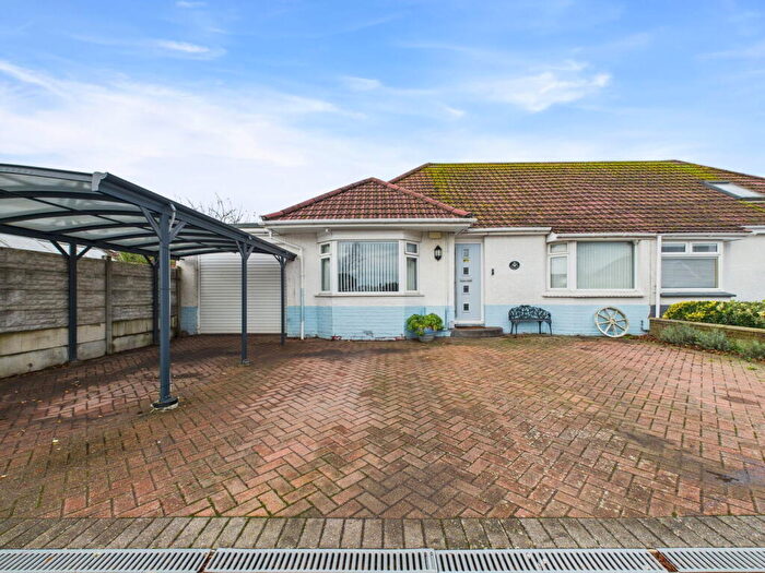 3 Bedroom Semi-Detached Bungalow For Sale In Hamilton Road, Lancing, BN15