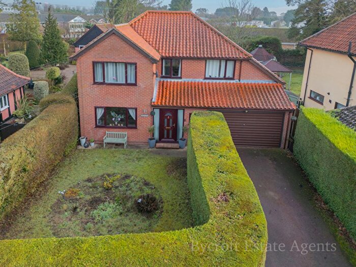 4 Bedroom Detached House For Sale In Butt Lane, Burgh Castle, NR31