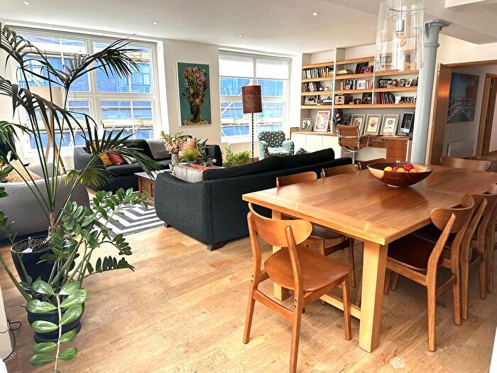 2 Bedroom Apartment To Rent In Northburgh Street, EC1V