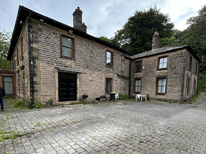 1 Bedroom Private Hall To Rent In Parkfield Lodge House, LA1