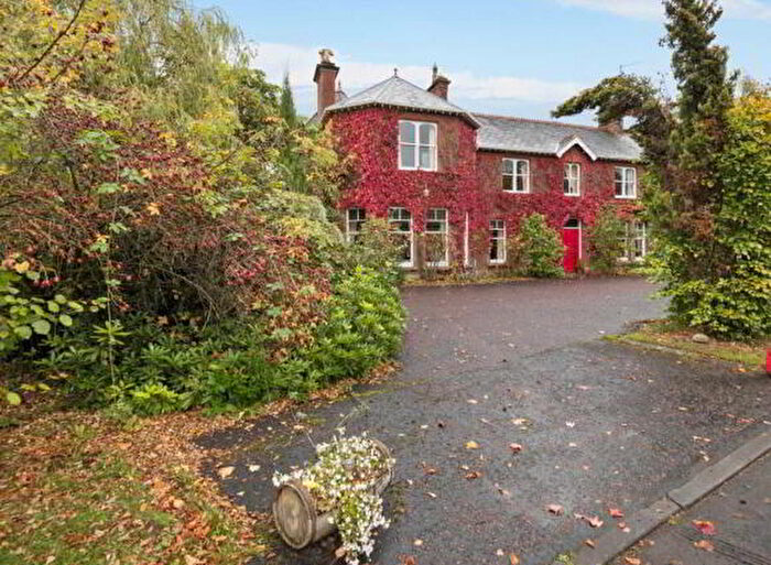 7 Bedroom Detached House For Sale In Solitude Demesne, Craigavon, BT67
