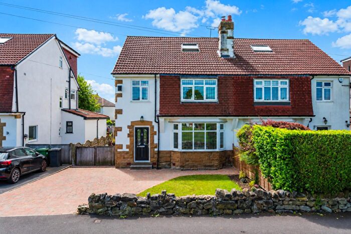 5 Bedroom Semi-Detached House For Sale In King Lane, Alwoodley, LS17