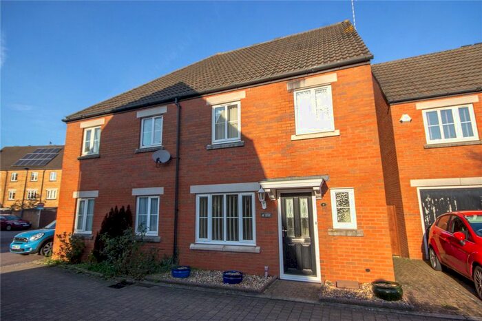 3 Bedroom Terraced House To Rent In Castle Court, Stoke Gifford, Bristol, BS34
