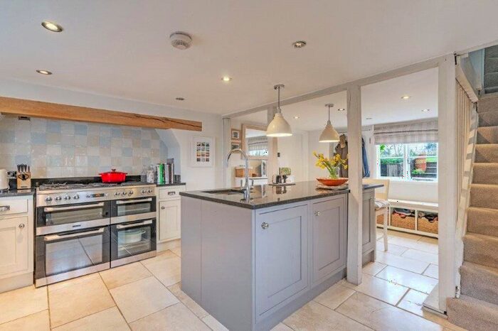 3 Bedroom Country House For Sale In Pell Green, Wadhurst, East Sussex, TN5
