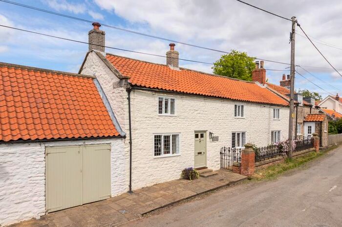 4 Bedroom Property For Sale In Wapping Lane, Great Edstone, York, YO62