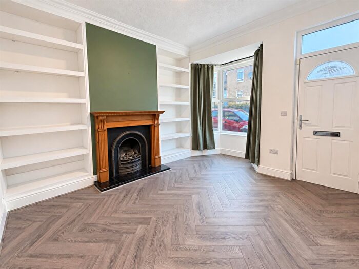 3 Bedroom Terraced House To Rent In Burgoyne Road, Sheffield, S6