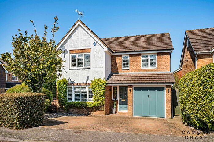 4 Bedroom Detached House For Sale In Ribston Close, Shenley, Radlett, WD7