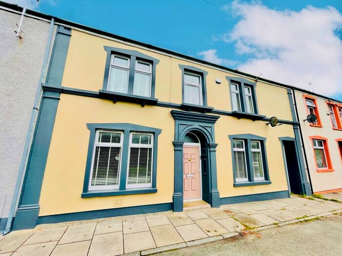 4 Bedroom Property To Rent In Muriel Terrace, Dowlais, Merthyr Tydfil, CF48