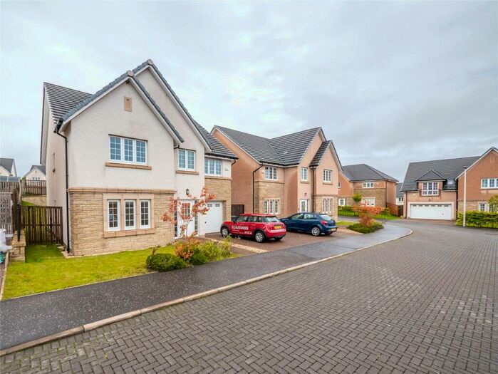 5 Bedroom Detached House To Rent In Ashgrove Gardens, Midlothian, EH20