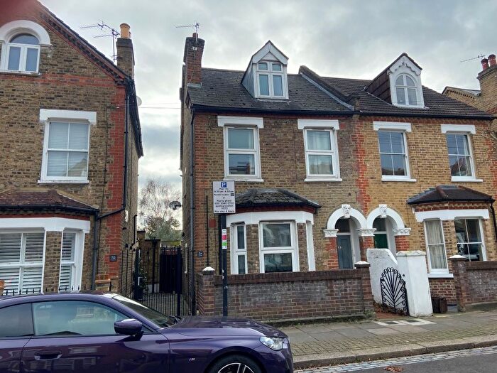 2 Bedroom Flat For Sale In A Balvernie Grove, London, SW18