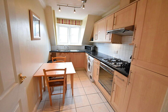 2 Bedroom Apartment To Rent In St. Georges Gate, Norwich Avenue West, Bournemouth, BH2