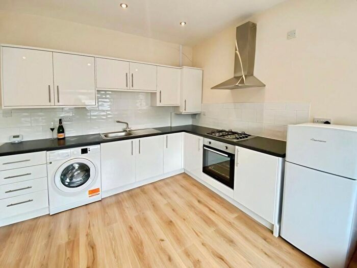 2 Bedroom Flat To Rent In Bedford Street, Kelham Island, S6