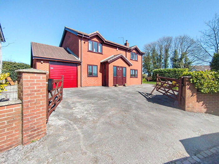 4 Bedroom Detached House For Sale In Wedgwood Lane, Gillow Heath, Stoke-on-Trent, ST8