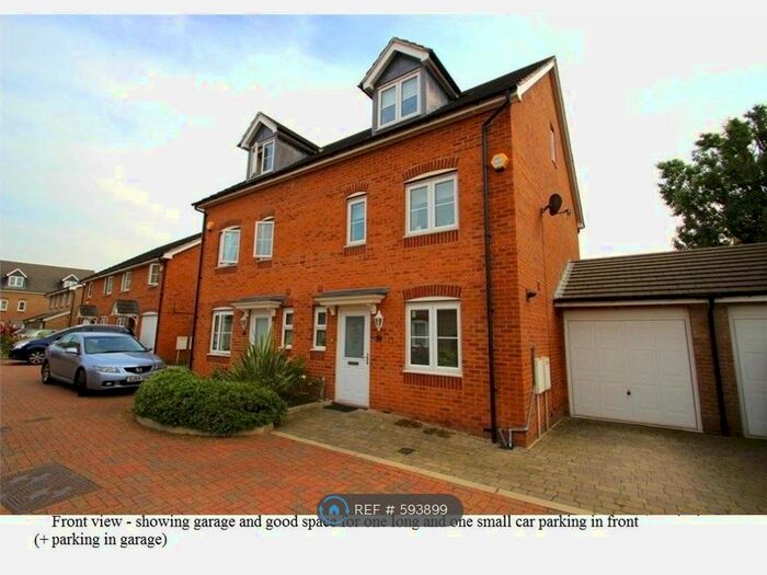 4 Bedroom Semi-Detached House To Rent In Nine Acres Close, Hayes, UB3