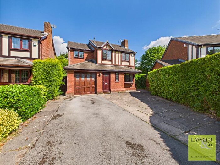 4 Bedroom Detached House For Sale In Pentland Close, Hazel Grove, Stockport, Cheshire, SK7