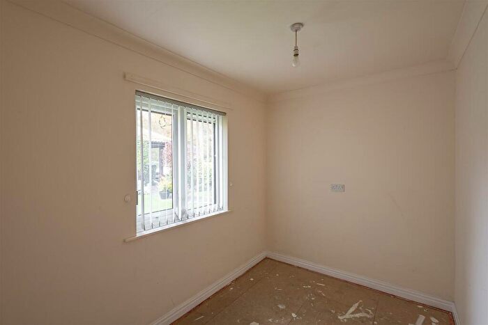 2 Bedroom Semi-Detached Bungalow For Sale In Sandyford Park, Sandyford, Newcastle Upon Tyne, NE2